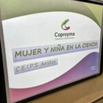 Coproyma mujer y niña en la ciencia