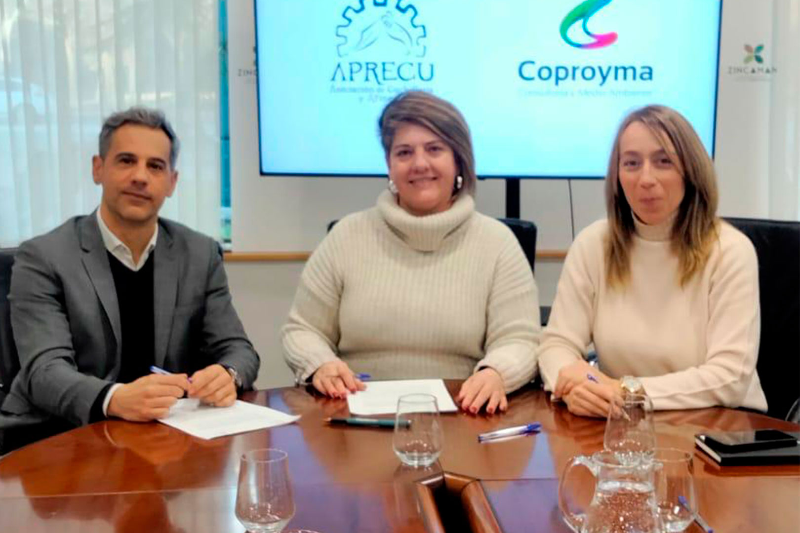 Firma Aprecu Coproyma